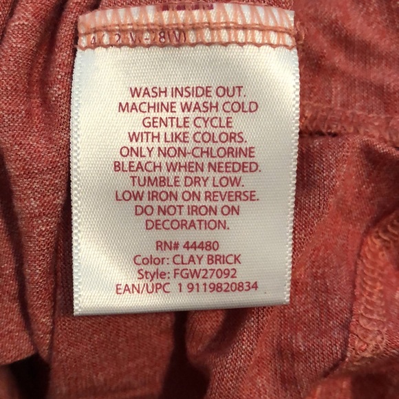 Faded Glory. Tuni length tank top. V neck with embellishments. - Picture 7 of 7